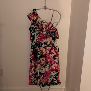 One-shoulder multi-colored dress
